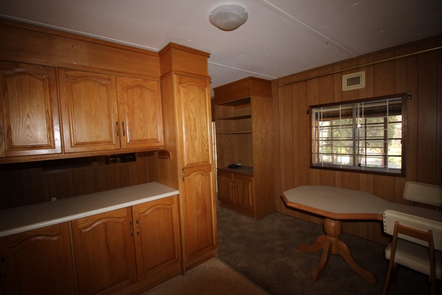 2 Bedroom Property for Sale in Lake Deneysville Free State
